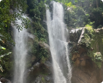 Top 10 destinations& adventure travel trips